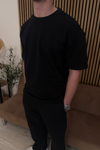 The Signature Everyday Noir Tee